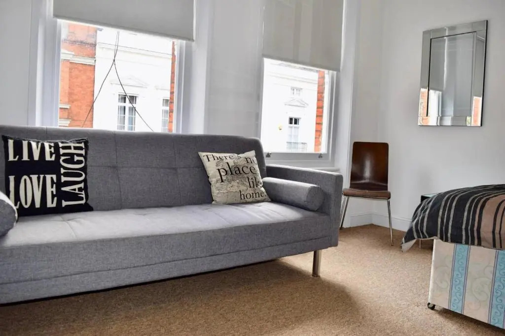 Gorgeous Studio in Trendy London Location (DH7)