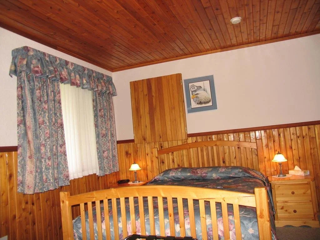 Blue Grouse Country Inn Bed & Breakfast