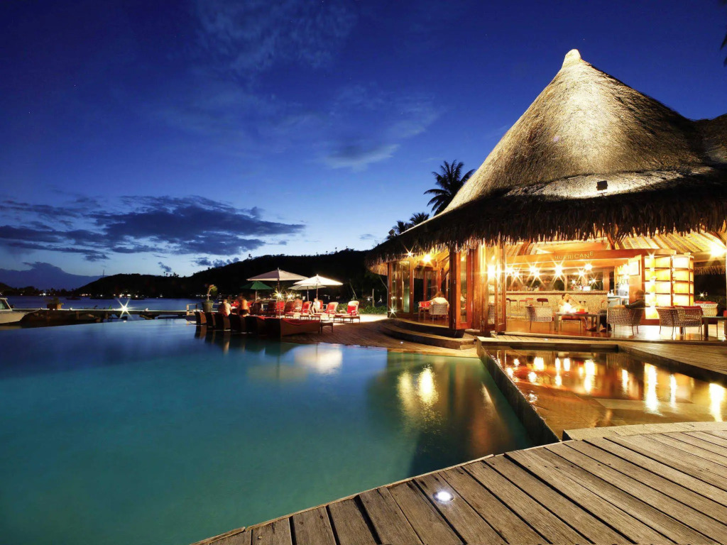 ROYAL BORA BORA