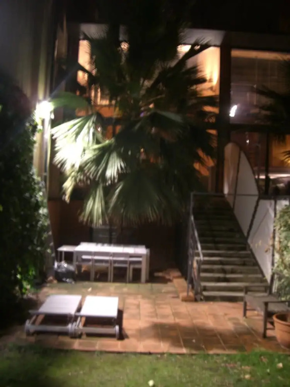 Casa con piscina y BBQ en centro ciudad