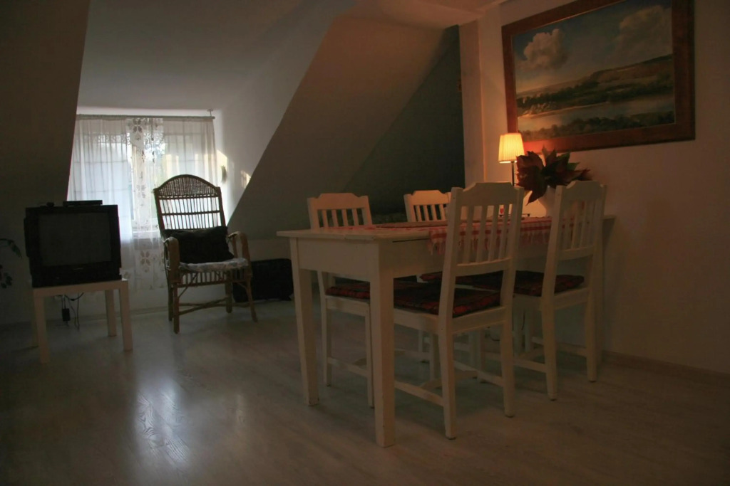Pokoje Kwaskowa Góra 24