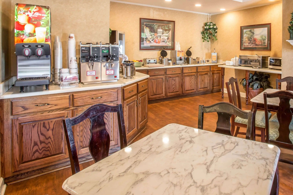 Quality Inn Greeneville - Tusculum