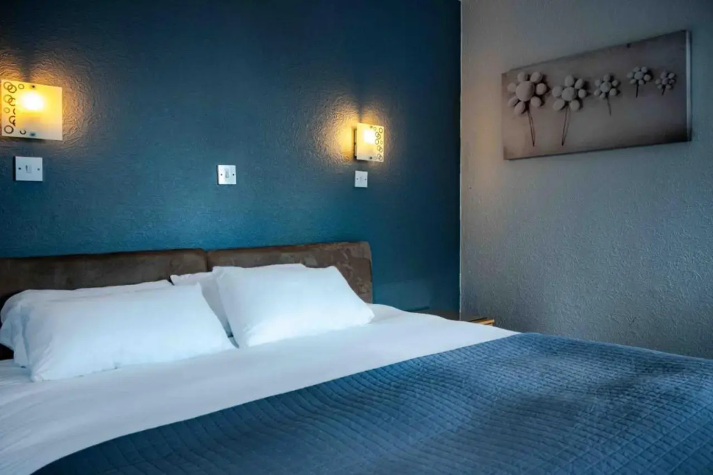 Bonnie Lodge by Broadford Hotel