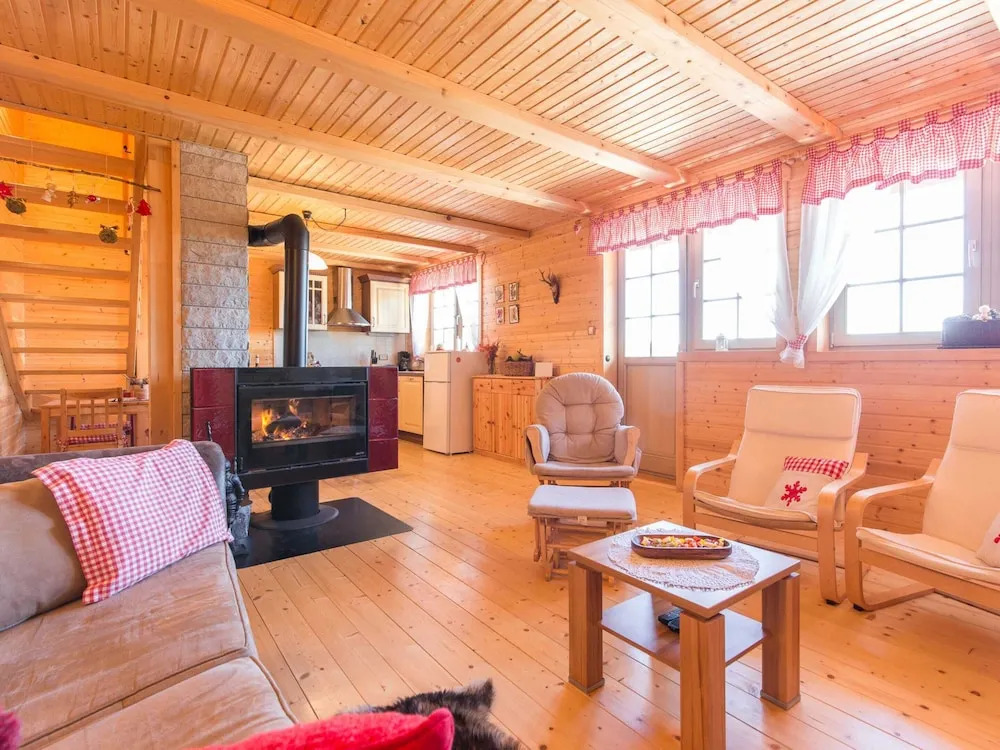 Holiday Home Ravna Gora Near Risnjak Park