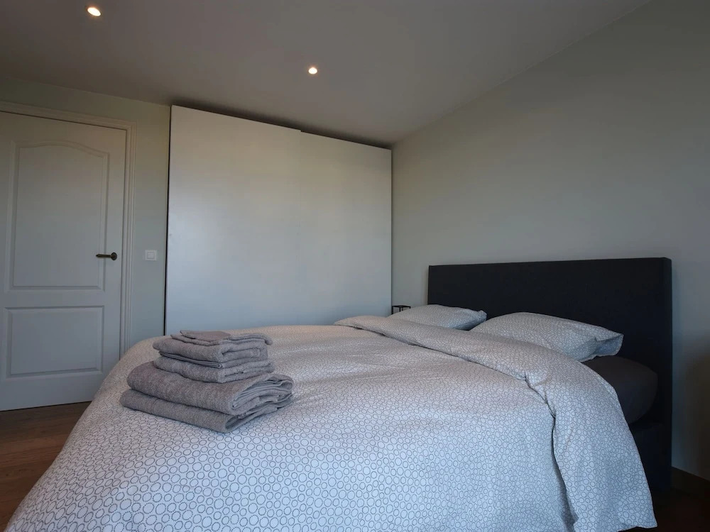 Spacious Holiday Home in Middelkerke with Hot Tub