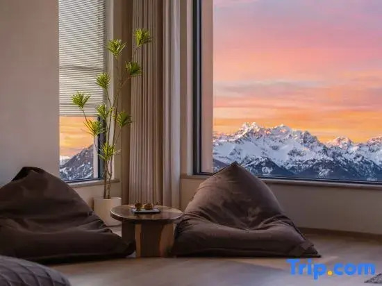 Mijian | Komorebi Qixi · Nianji Rizhao Jinshan Scenic Vacation Apartment (Old Town of Lijiang)