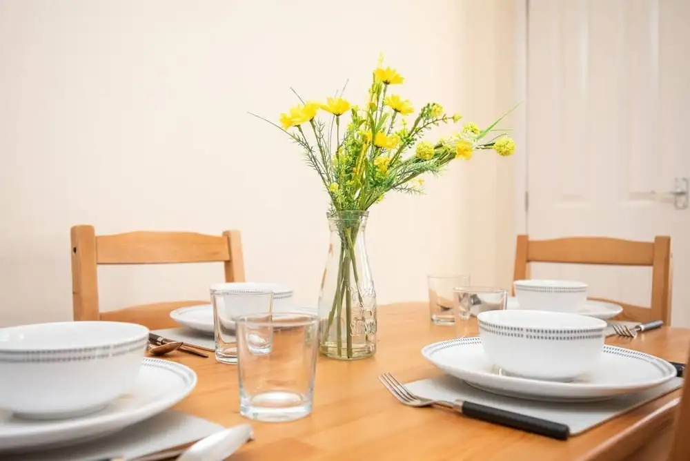 2 Bedroom Apartment With 2 Bathrooms and Parking