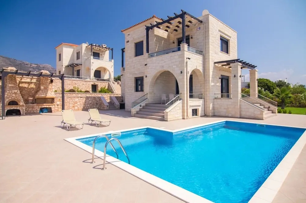 Levanda Luxury Stone Villa