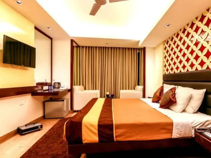 Red Leaf Hotel
