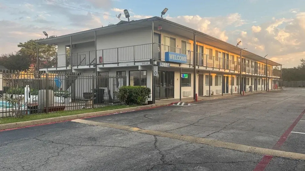 Motel 6 Dallas, TX – St. Augustine / HWY 175