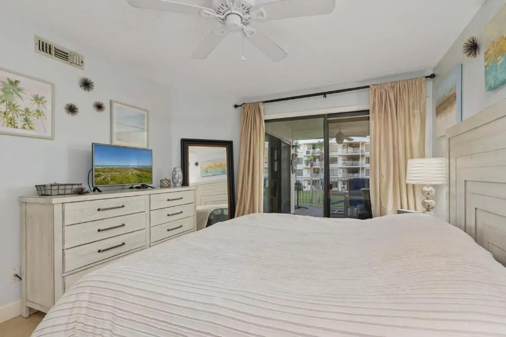 Colony Reef 1211