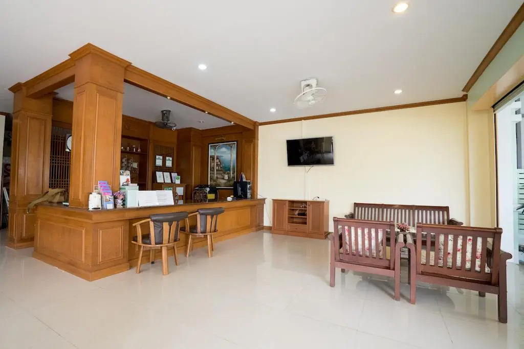 Pranang Flora House