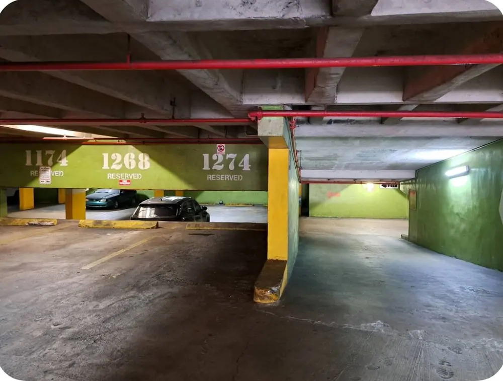 Isla Verde Beachfront Retreat With Parking