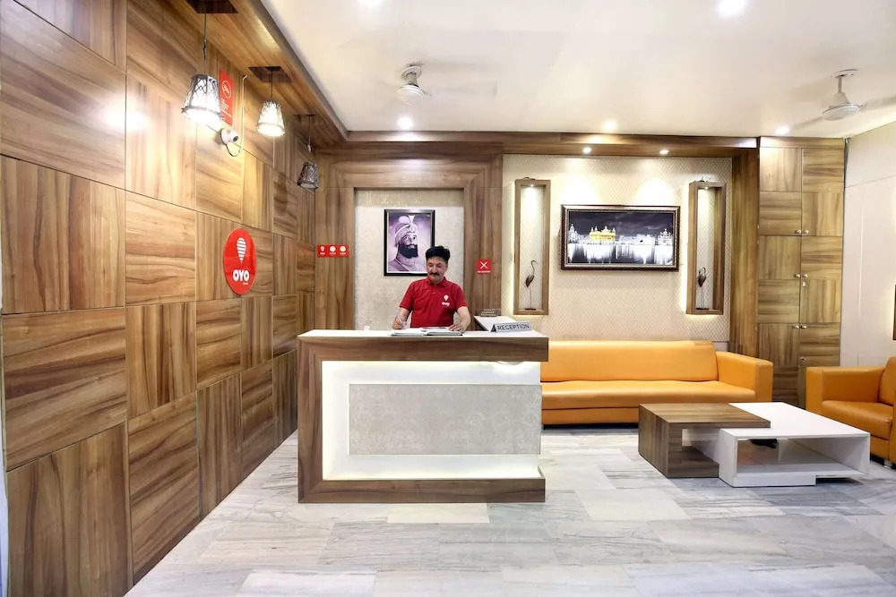 OYO 7445 Hotel Amritsar Residency