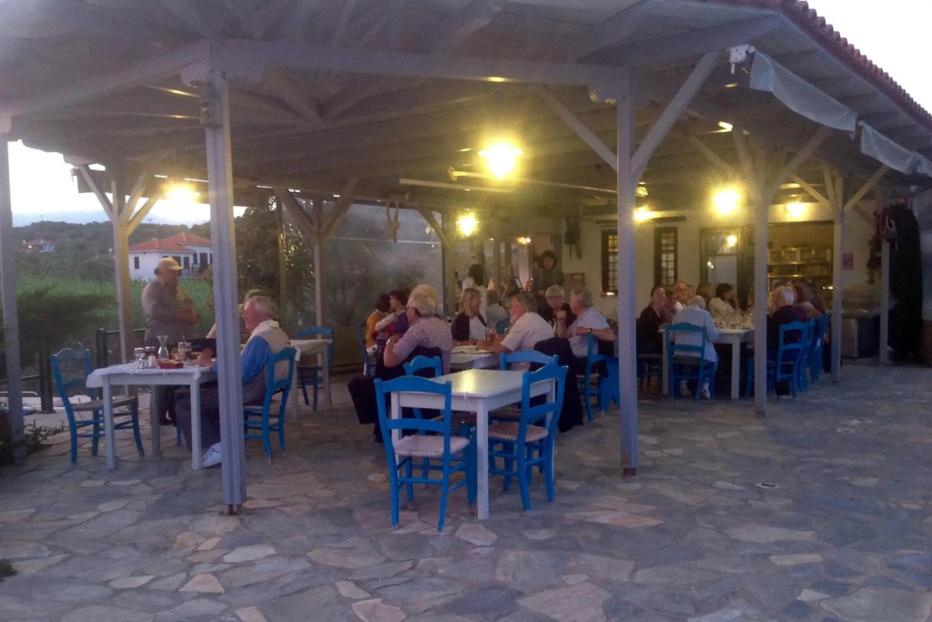 Aktaion Hotel