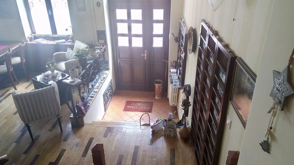 Ada Hotel