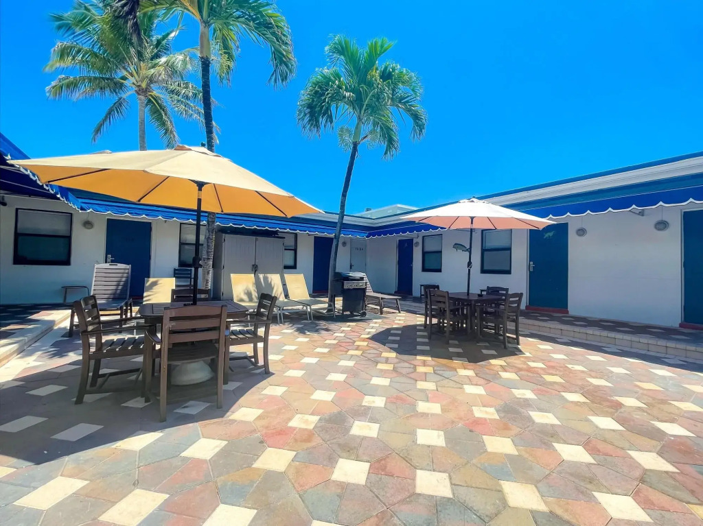 Paradise Oceanfront by HBH