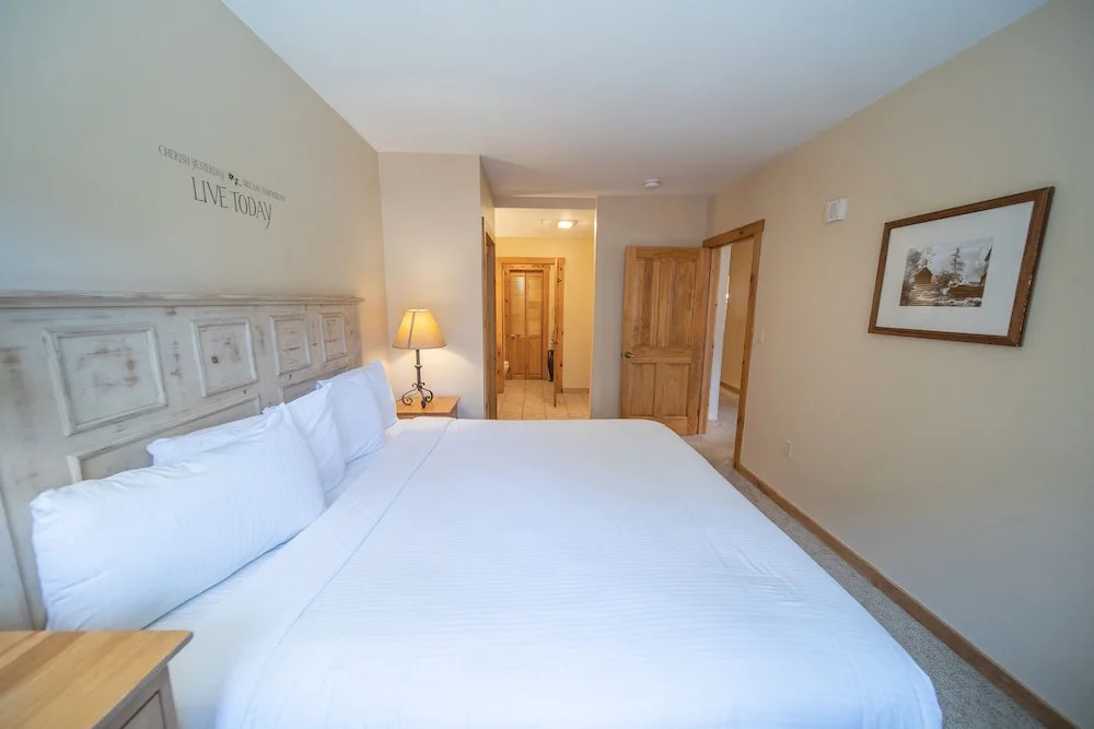 Buffalo Lodge 8327 by SummitCove Vacation Lodging
