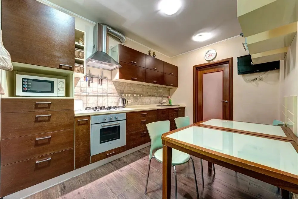 Apartment 3 rooms Tarasovskaya