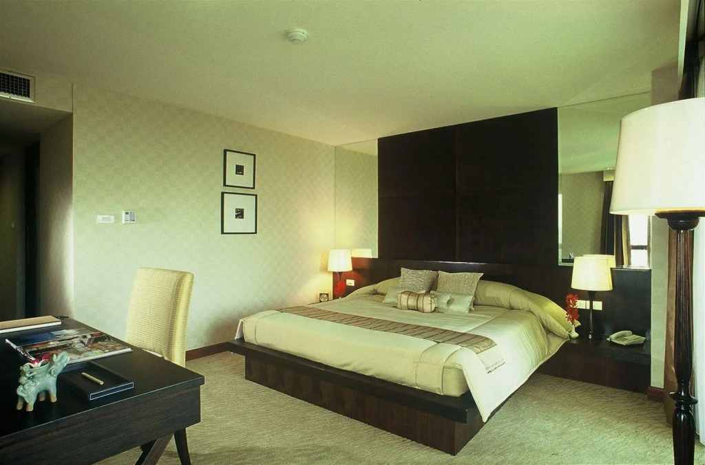Gardengrove Suites