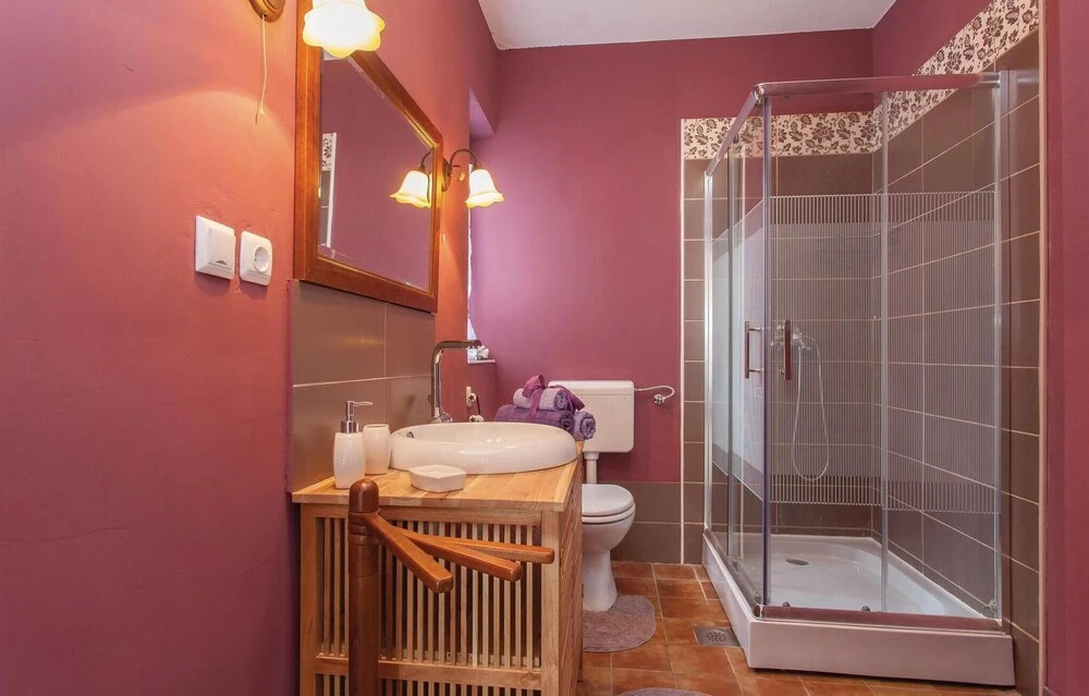 Amazing Home In Kornic