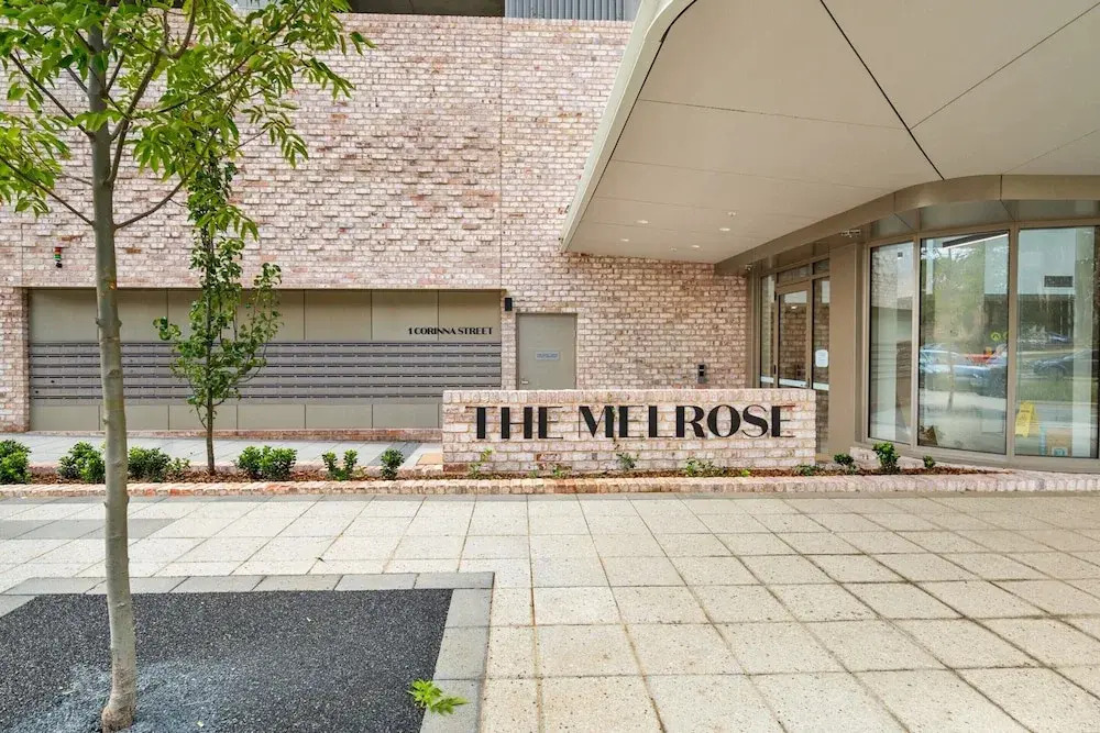 Bright 2-bed Apartment With Gym, BBQ & Pool Access