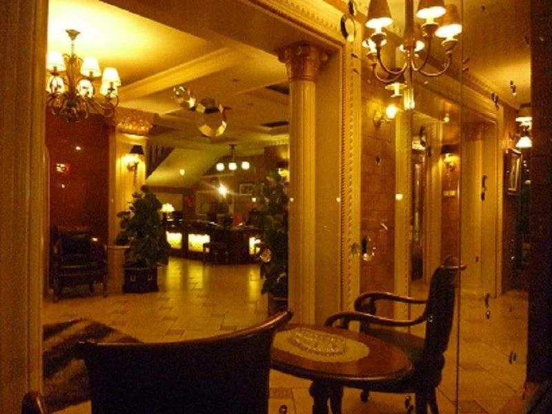 Tianjin Xiangjiang Holiday Hotel