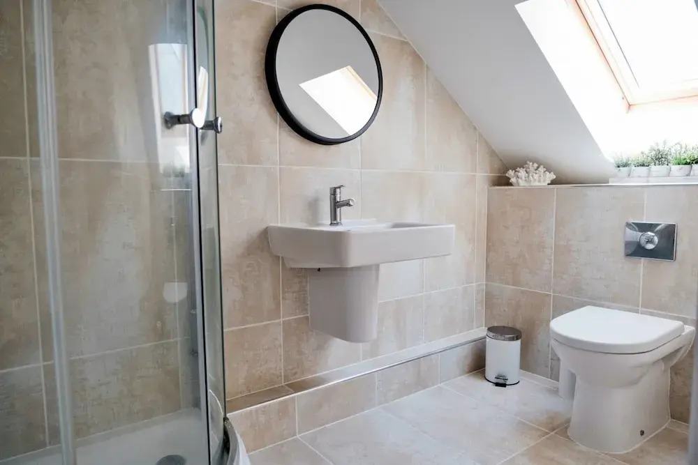 Stylish Apartment Near Newquay Beach, No Deposit