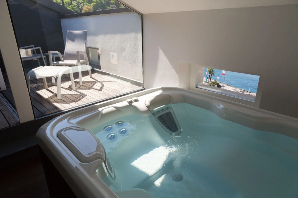 Hotel Lago Di Garda