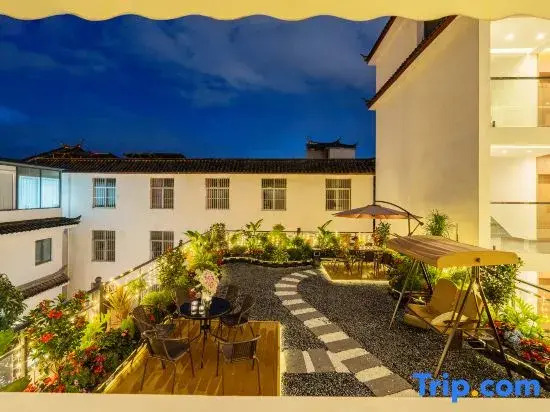 Lijiang static designer homestay