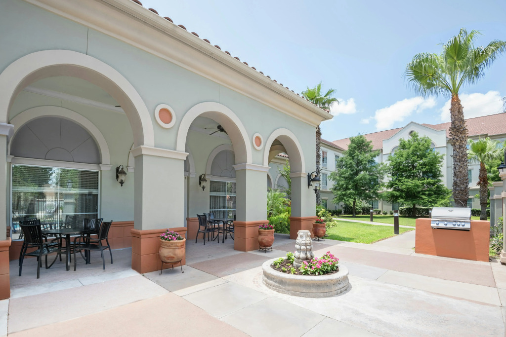 Homewood Suites Laredo at Mall Del Norte
