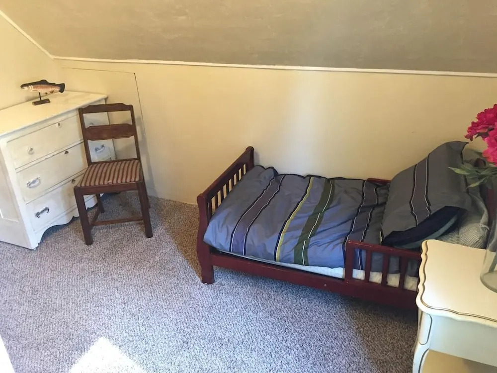 Sleep 6 - 8 in Tahoe Park! Great Value & Location!