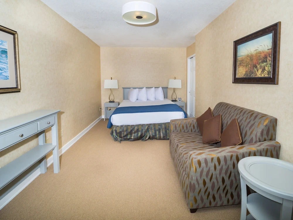 Inn of the Four Winds Seaside Oceanfront