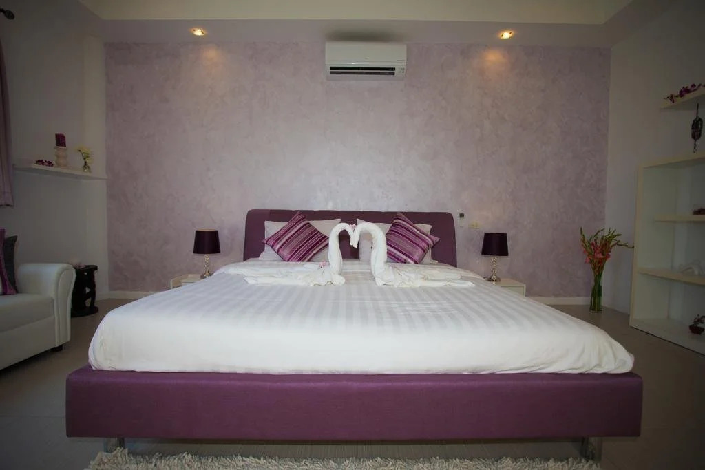 Blissful Tropical Stay at SeaLaVie Villa