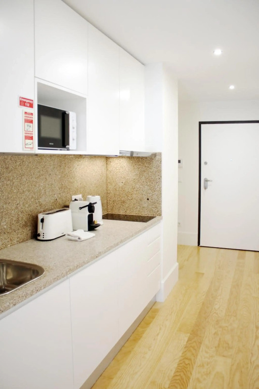 HM - Carlos Alberto Apartment 3