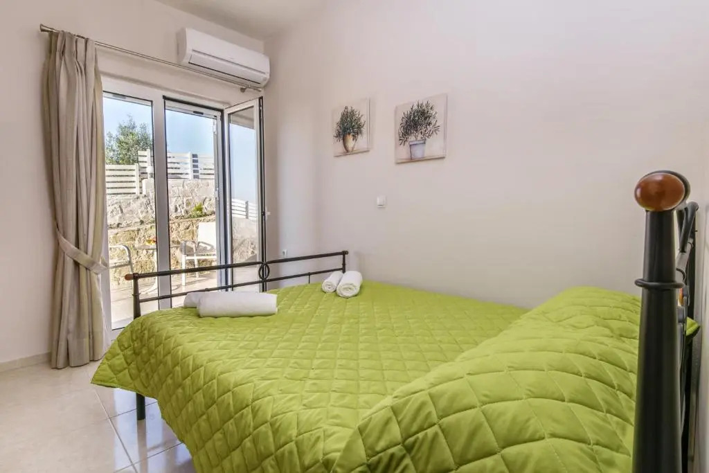 Nereid Villa, with Heated Pool & SpaWhirlpool, BBQ, By ThinkVilla