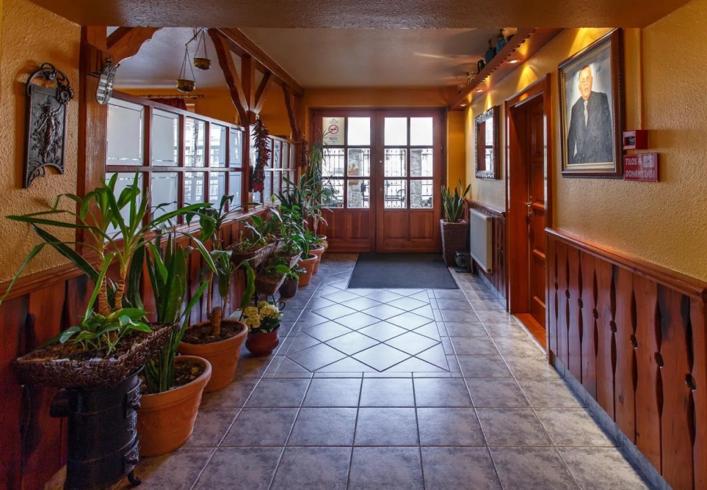 Hotel Karin