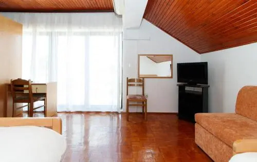 Motel "Tri lovca"