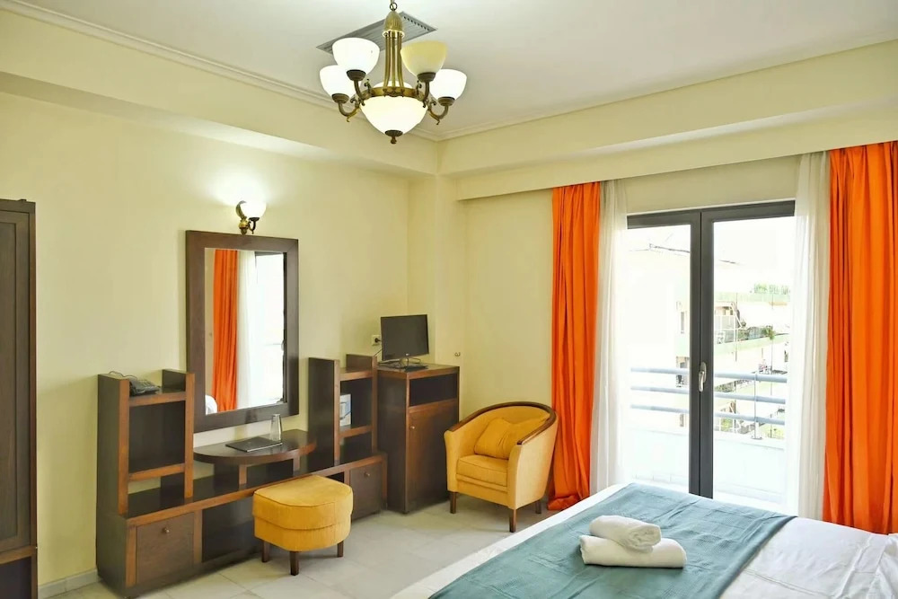 New Times Home & Hotels Near Metro Station Athens Center