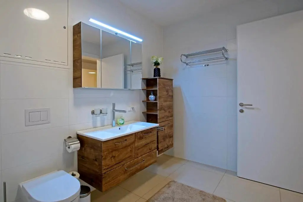 English Theater Apartment at Rathaus