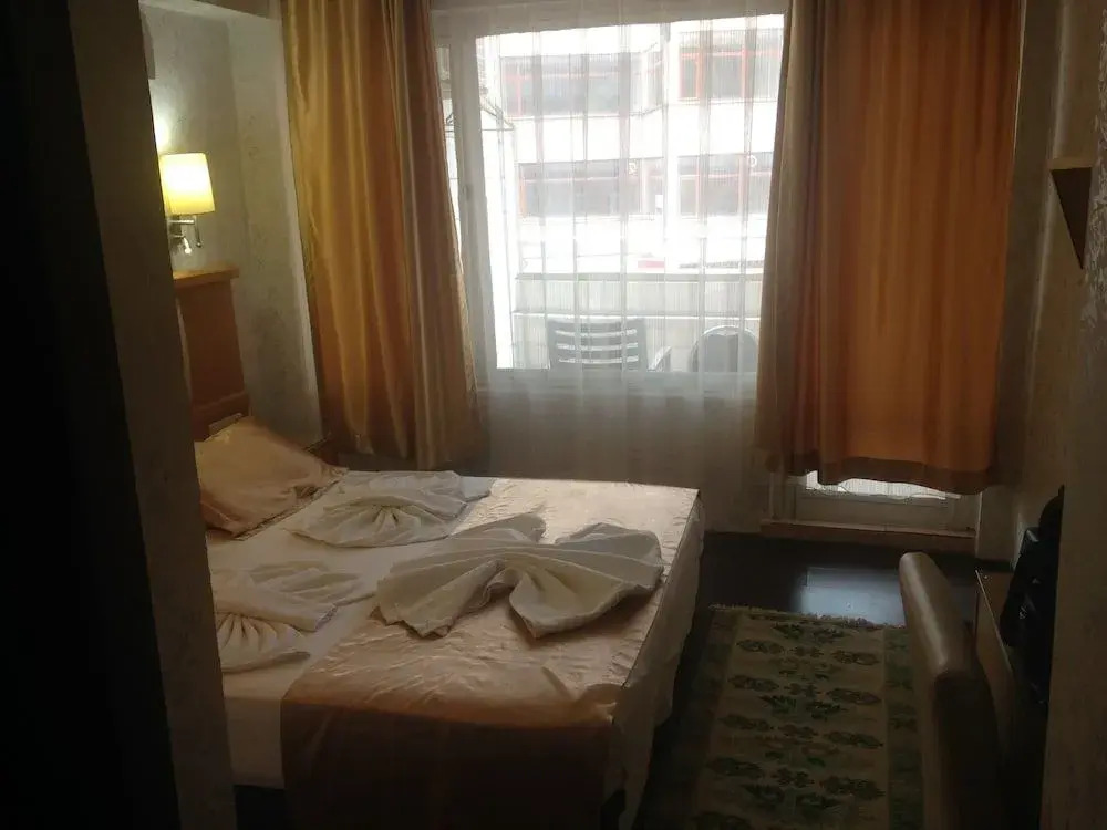 Yalçın Otel