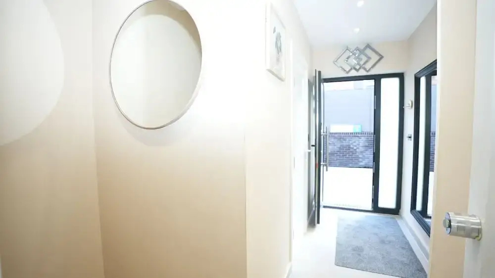 Charming London House - Sleeps 4 & Outdoor Space