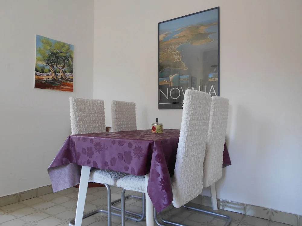 Cosy Apartment "elena" Near Center