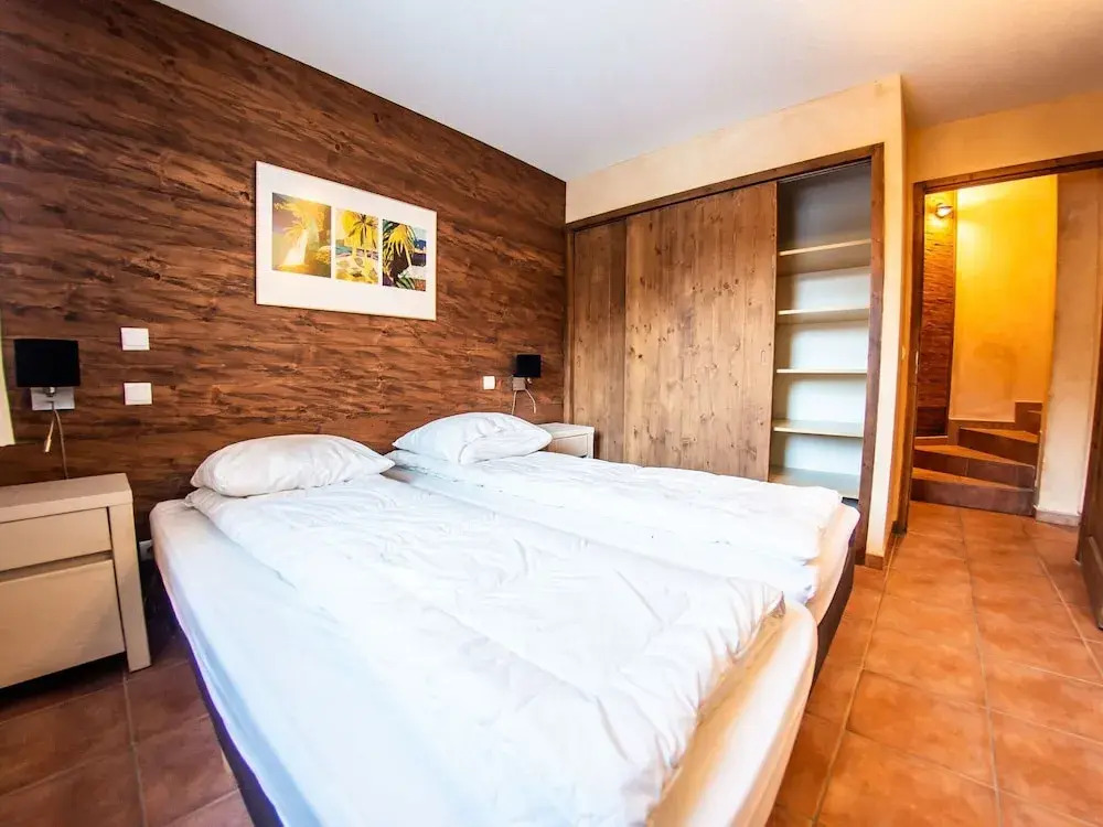 Apartment in Saint-francois-longchamp Near ski