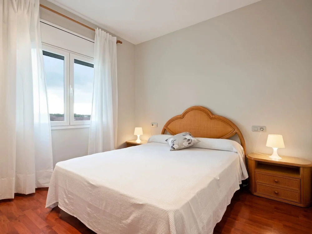 Picturesque Holiday Home in L'estartit With Swimming Pool