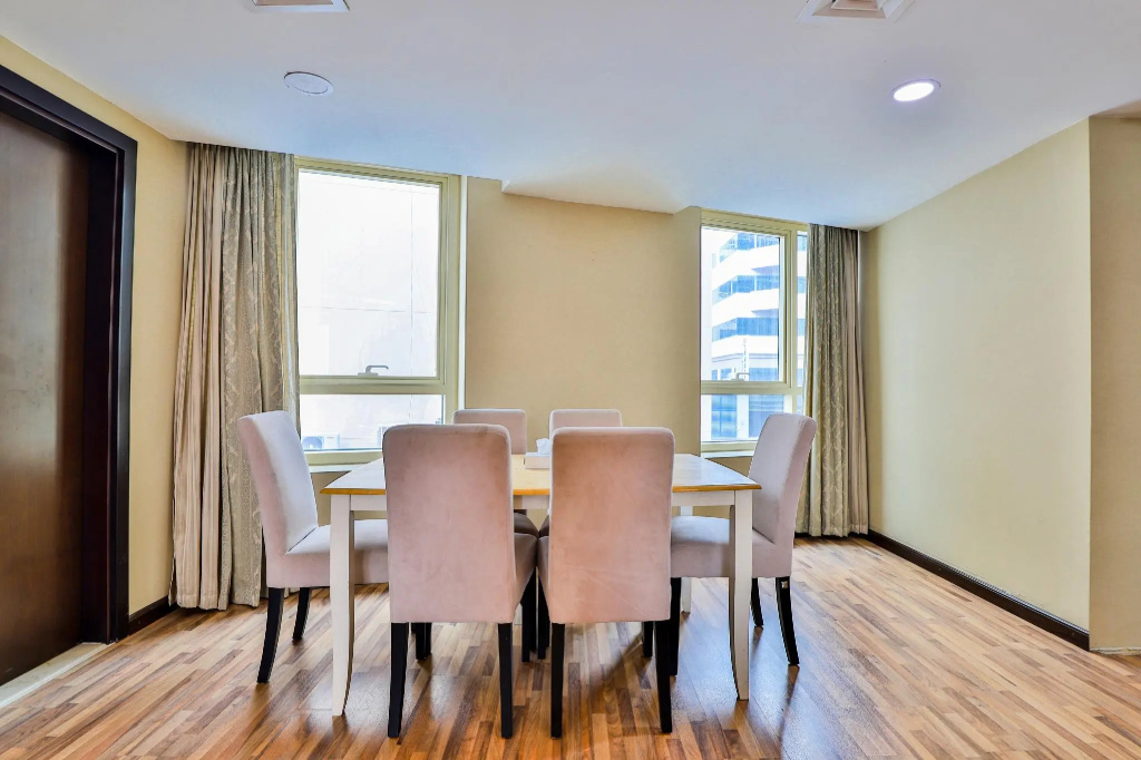 Отель Pearl Swiss Hotel