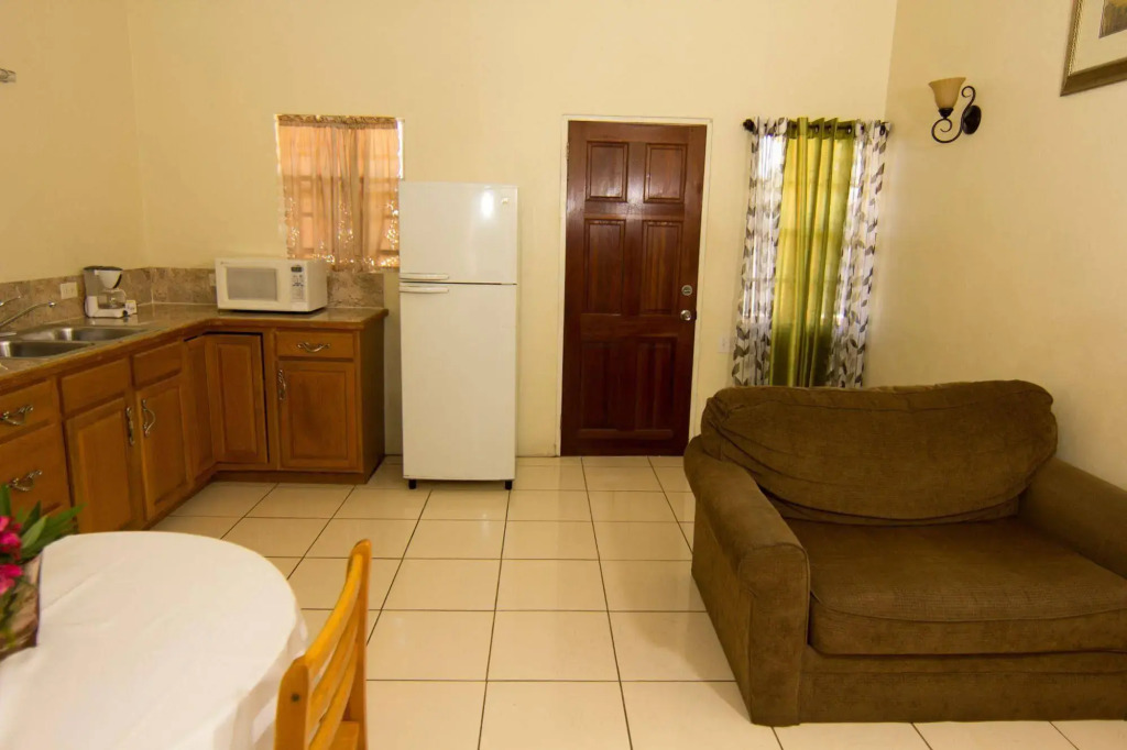 Connies Comfort Suites