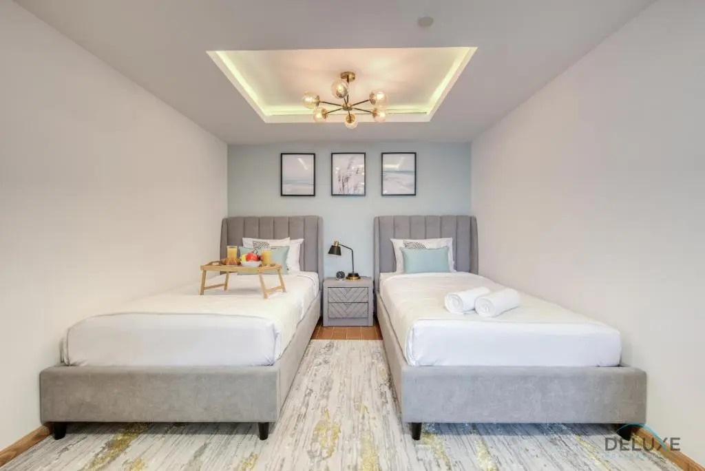 Outstanding 3BR at Sadaf 7 JBR by Deluxe Holiday Homes
