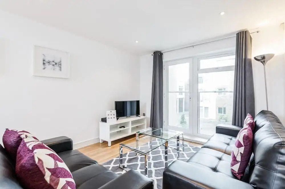 Roomspace Serviced Apartments - Abbots Yard