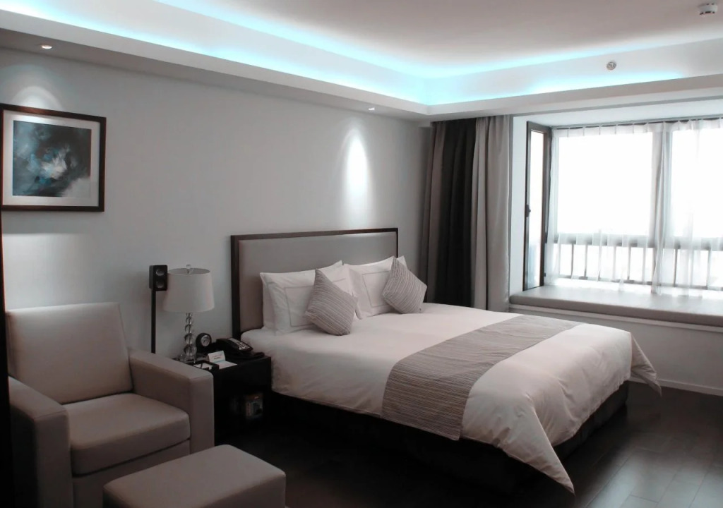 Starr Hotel and Serviced Apartment -Shanghai Jingan Railway Station